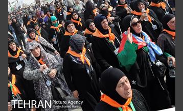 ارائه خدمات نیرو های خادم الحسین (ع) در مرز شلمچه 4