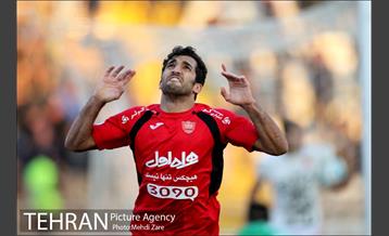 دیدار پدیده و پرسپولیس در لیگ برتر فوتبال 1