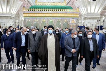 تجدید میثاق شهردار تهران و مدیران شهری با بنیانگذار انقلاب اسلامی 49