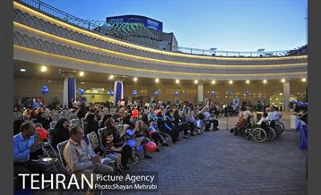 جشنواره موسسه خیریه کهریزک در ایوان انتظار 11