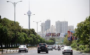 نصب تبلیغات نامزدهای چهاردهمین دوره انتخابات ریاست جمهوری در پایتخت 62