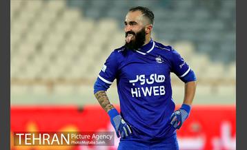 دیدار تیم‌های فوتبال استقلال و صنعت نفت آبادان  31