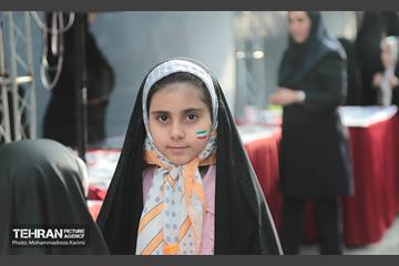 خدمت رسانی مواکب منطقه۱۶ به نمازگزاران عید سعید فطر 18