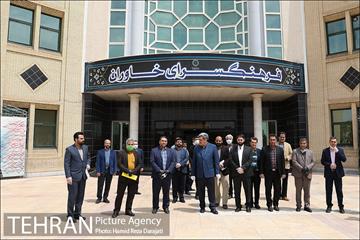 بازدید دکتر حناچى از فعالیت هاى گروه هاى مردمى و جهادى 23