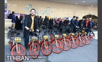 دود بدرود در ایوان انتظار 33