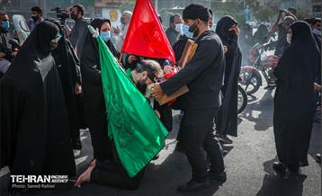 مراسم پیاده روی جاماندگان اربعین حسینی در تهران 32