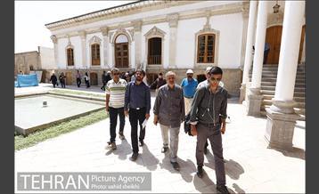 تهران گردی احمد مسجد جامعی به مناسبت روز مشروطه 2 28