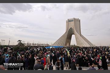 چهل‌و‌‌هفتمین جشن پیروزی انقلاب اسلامی - 2 38