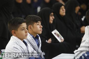 نواختن زنگ دانش آموز شهید در روز اول مهر 10
