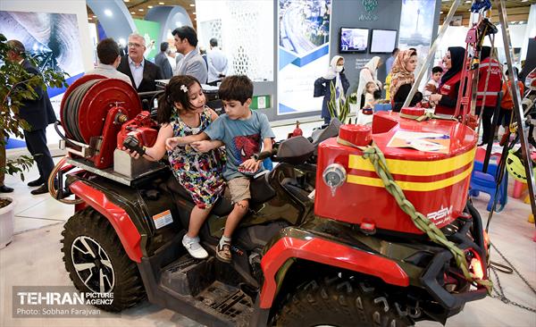 چهارمین روز نمایشگاه شهرهای خواهرخوانده و توانمندی های مدیریت شهری تهران 26