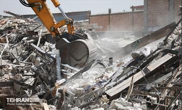 دومین روز آواربرداری ساختمان‌های غیرمجاز در منطقه ۱۹ 12