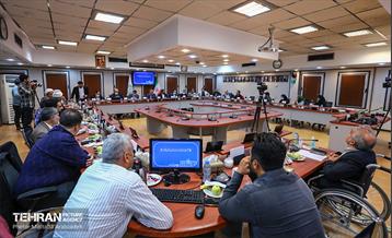 نشست هم انـدیشی شهردار تهران با معتمدین منطقه ۹