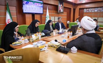 حضور سوده نجفی در منطقه 17