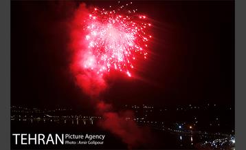 نورافشانی دریاچه شهدای خلیج فارس به مناسبت جشن نیمه شعبان‎‎ 6