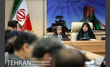 بازدید معاون برنامه ریزی و توسعه شهری از مرکز ارتباطات 8