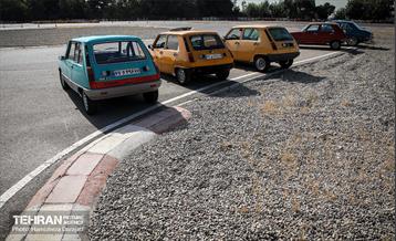 اجتماع بزرگ خودروهای کلاسیک در تور تهران دیـزین  10