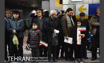 خدمت رسانی مترو در راهپیمایی 22 بهمن 21