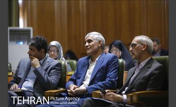 جلسه شورای شهر با حضور شهردار تهران 32