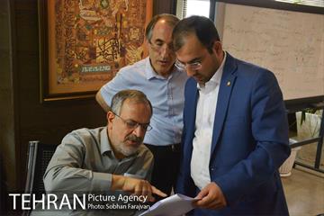 بازدید احمد مسجد جامعی از ستاد انتخابات شورایاری محلات شهر تهران 5