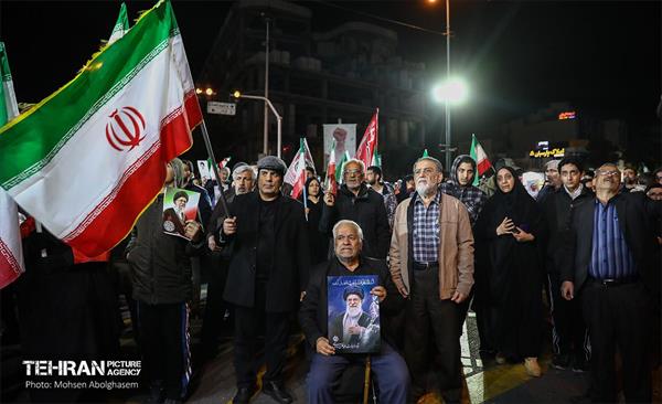 تشییع پیکر شهید احمد محمدی 37