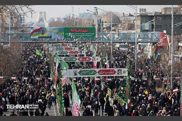 راهپیمایی ۲۲ بهمن در تهران - 3 25