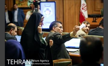 رای گیری کاندیداهای پست شهردار 24