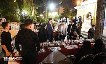 ضیافت افطاری با حضور خانواده های معزز شهدا 27