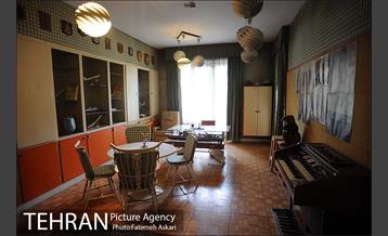 کاخ نیاوران 13