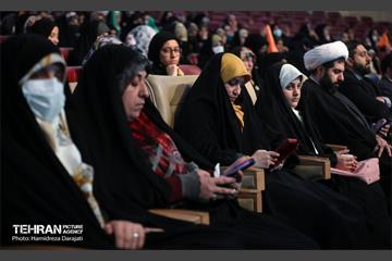 مراسم تجلیل از زنان تاریخ‌‌ساز 8