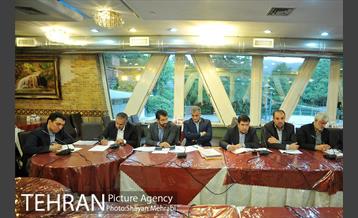 جلسه شهردار تهران با اعضای شورای شهر 15