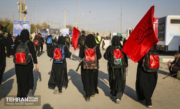 خدمات رسانی شهرداری منطقه 5 در پایانه مرزی مهران 25