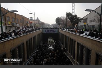 تشییع پیکر ۲۰۰ شهید گمنام دفاع مقدس در تهران 27