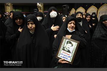 تشییع پیکر شهید گمنام در مسجد حجت(عج) 22
