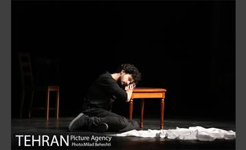 نمایشنامه خوانی تهران زیر بال فرشتگان‎ 12