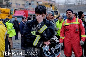 سومین روز عملیات امداد ونجات حادثه پلاسکو -2 18