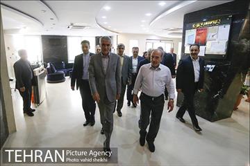 بازدید شهردار تهران از موسسه مطبوعاتی همشهری  3