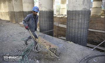 پروژه مقاوم‌سازی پل تقاطع بزرگراه همت و رودخانه کن 17