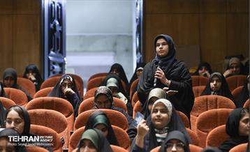 نشست اتحادیه انجمن‌های اسلامی دانشجویان مستقل 18