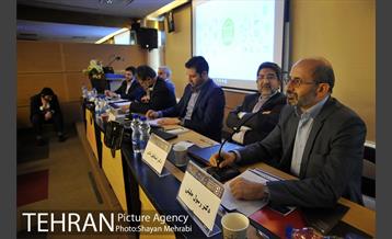 پنل اینترنت اشیا با حضور مهندس فرجود در هفتمین همایش سالانه بانکداری الکترونیک و نظام های پرداخت 25