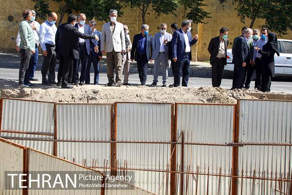 بازدید معاون امور مناطق شهرداری تهران از منطقه 17