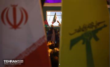 شادی مردم تهران پس از حمله موشکی ایران 31