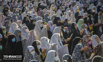 اقامه نماز عید سعید فطر در امامزاده صالح (ع) 29