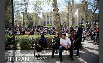 اجرای کنسرت محمد معتمدی 15