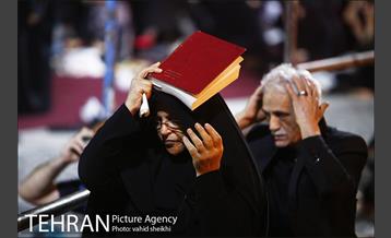 احیای شب بیست و سوم ماه مبارک رمضان در میدان امام حسین (ع) 28