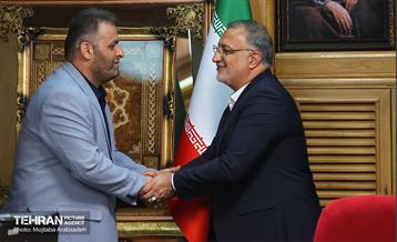 امضای تفاهم‌نامه میان شهرداری تهران و فدراسیون وزنه‌برداری 18