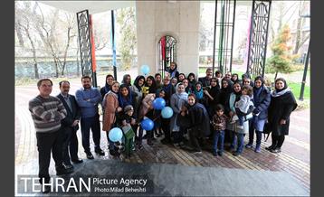 اتوبوس گردشگری اتیسم‎ 3