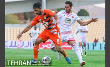 دیدار تیم‌های سایپا و پرسپولیس در لیگ برتر فوتبال ایران 26
