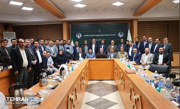 نشست صمیمانه شهردار تهران با جمعی از معلمان 2