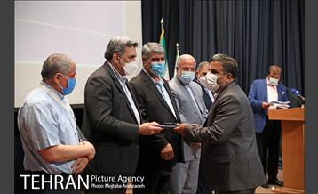 آیین واگذراری ماشین‌آلات به استان‌های سیستان‌و‌بلوچستان 27