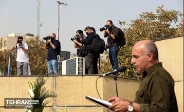 مراسم تشییع پیکر مرحومه ایران درودی هنرمند نقاش 25